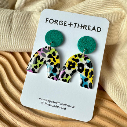 MULTICOLOUR LEOPARD PATTERN ARC EARRINGS