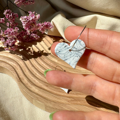 SMALL GREY & WHITE MARBLE HEARTS